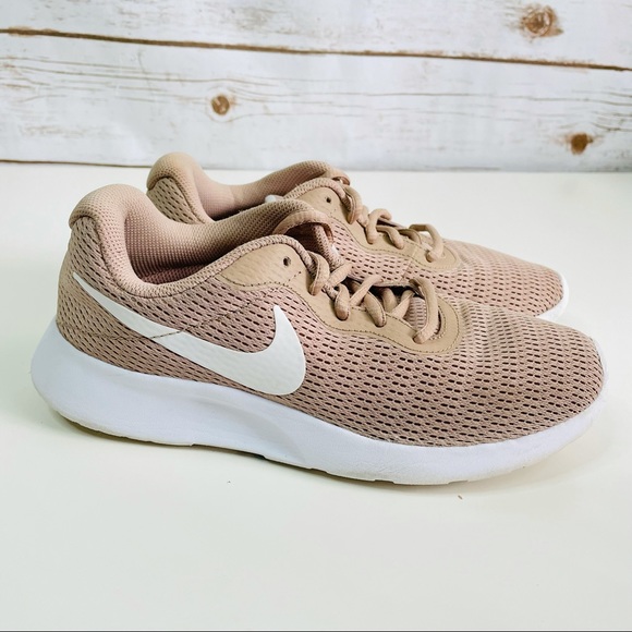 Nike tanjun brown Clearance